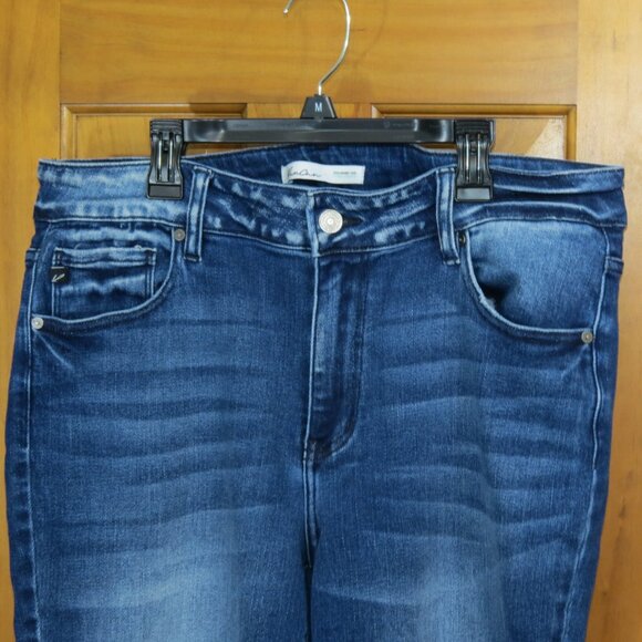 Kancan Jeans Medium Wash Whiskers Raw Hem Ankle Length 39840 Size 14 - Picture 2 of 9